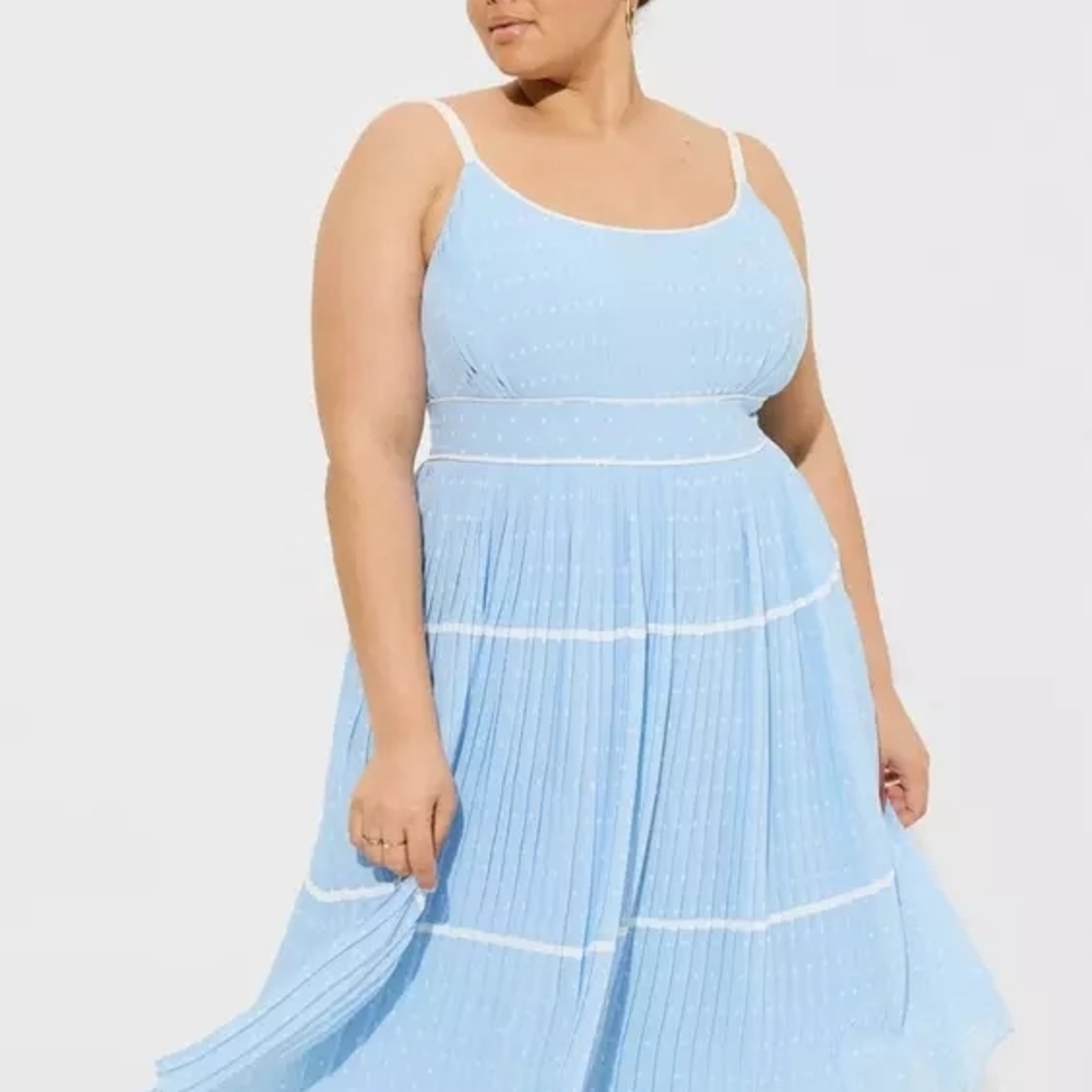 NWOT Torrid X Marilyn Monroe Pleated Tiered Dress- Size 24 (READ DESCRIPTION) - Picture 4 of 12
